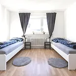 Vaz Home-at-work Fuer Monteure Und Fachkraefte Tv, Wlan, Balkon, Kueche, Parkplatz Appartement