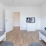 Vaz Home-at-work Fuer Monteure Und Fachkraefte Tv, Wlan, Balkon, Kueche, Parkplatz Appartement *
