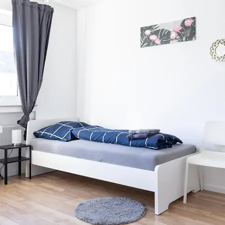 Vaz Home-at-work Fuer Monteure Und Fachkraefte Tv, Wlan, Balkon, Kueche, Parkplatz Appartement