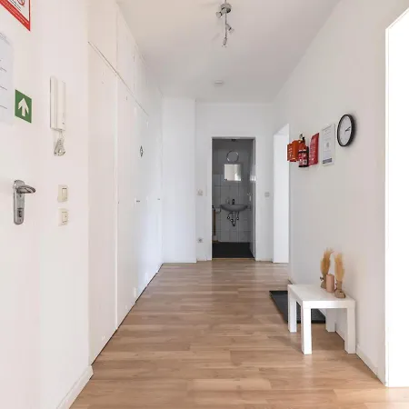 Appartement Vaz Home-at-work Fuer Monteure Und Fachkraefte Tv, Wlan, Balkon, Kueche, Parkplatz