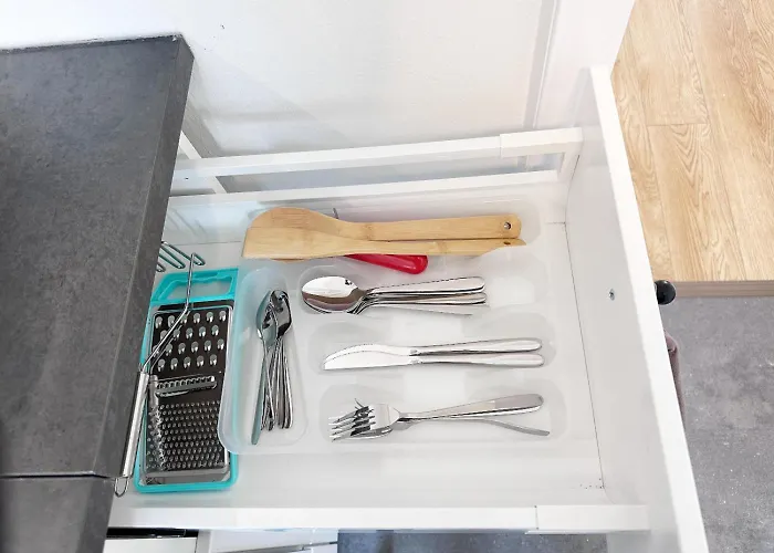 Vaz E03 Für Monteure Und Fachkräfte Tv, Wlan, Balkon, Küche, Parkplatz Essen